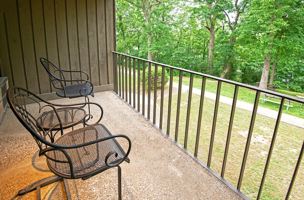 Rough River Dam State Resort Park