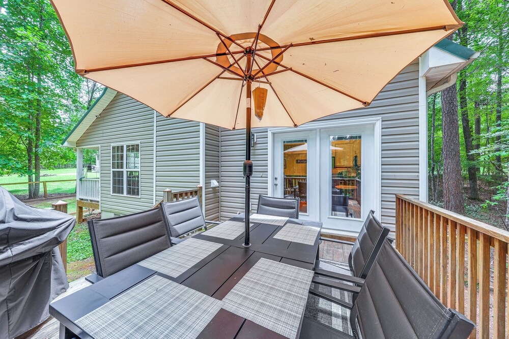 Fisher's Retreat Near Lake Thurmond: Tignall Home