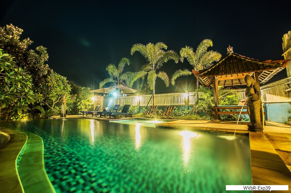 Warisan Villa By Reccoma view 5