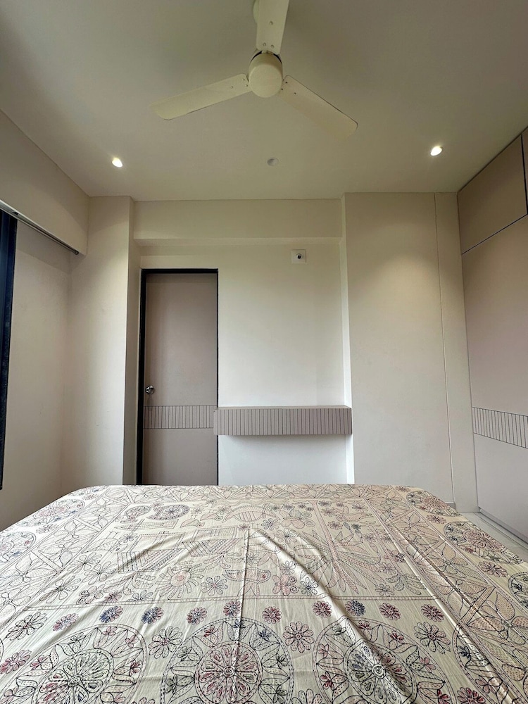 Spacious 3BHK Retreat in Ahmedabad