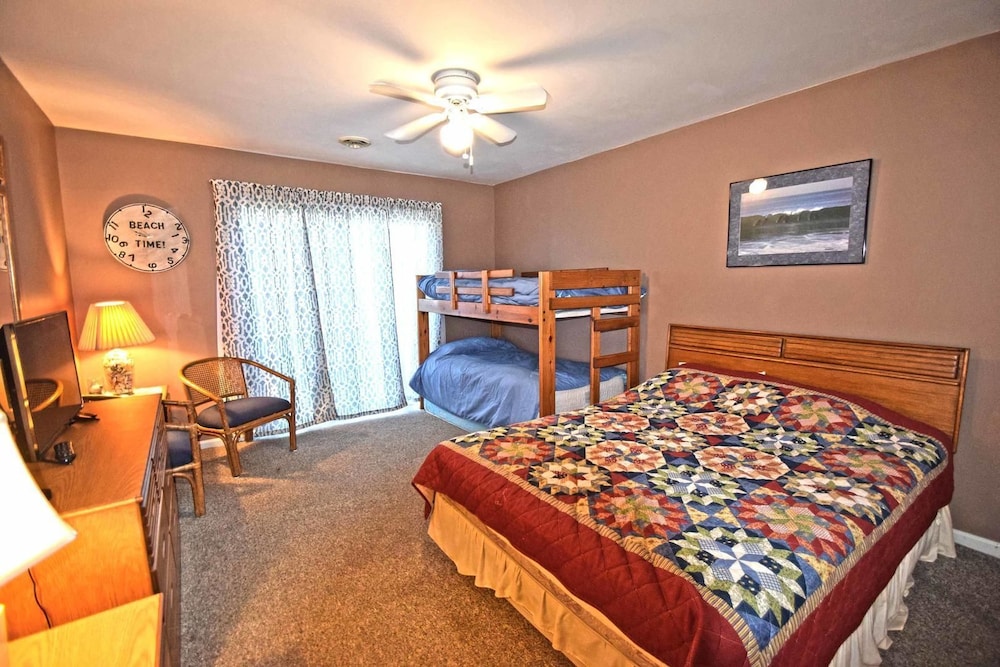Club Ocean Villas 58 2 Br condo by RedAwning
