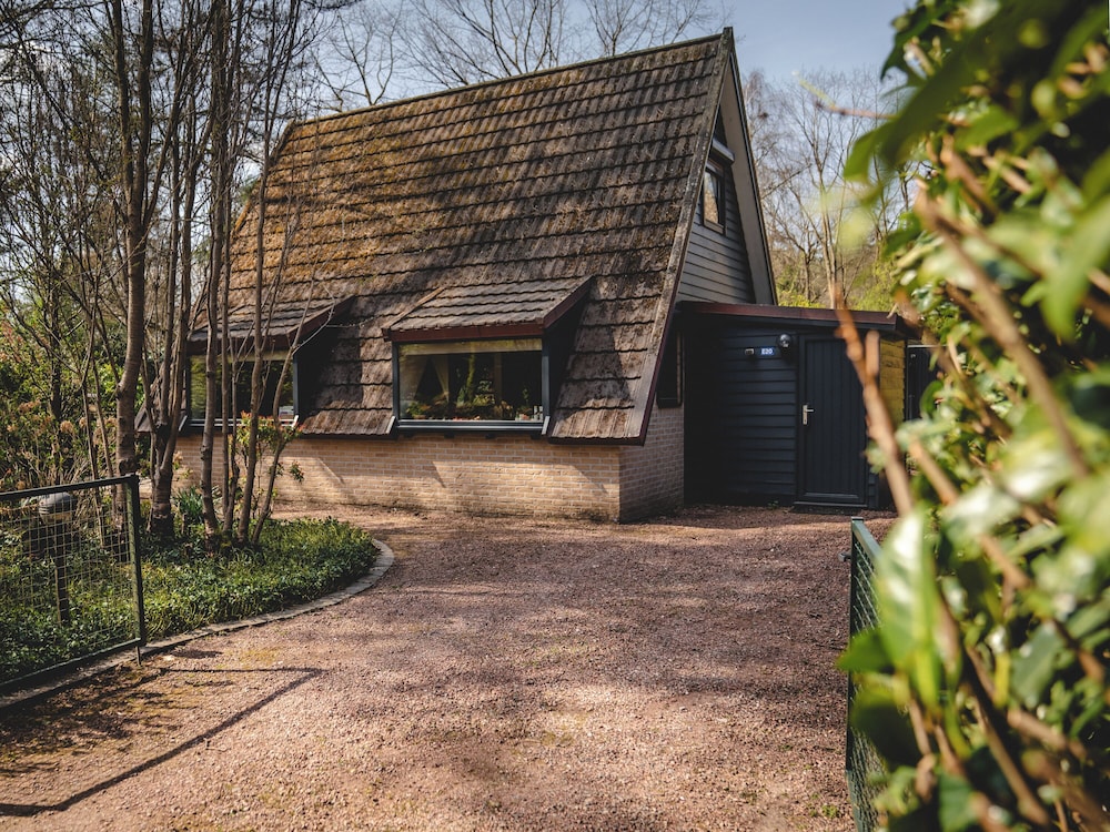 Boshuisje Rekem Three-Bedroom Houses