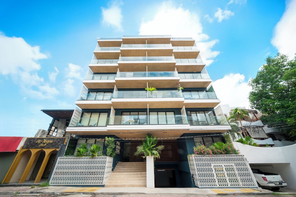 1 Bedroom Pool & Gym - Piedra Azul 605