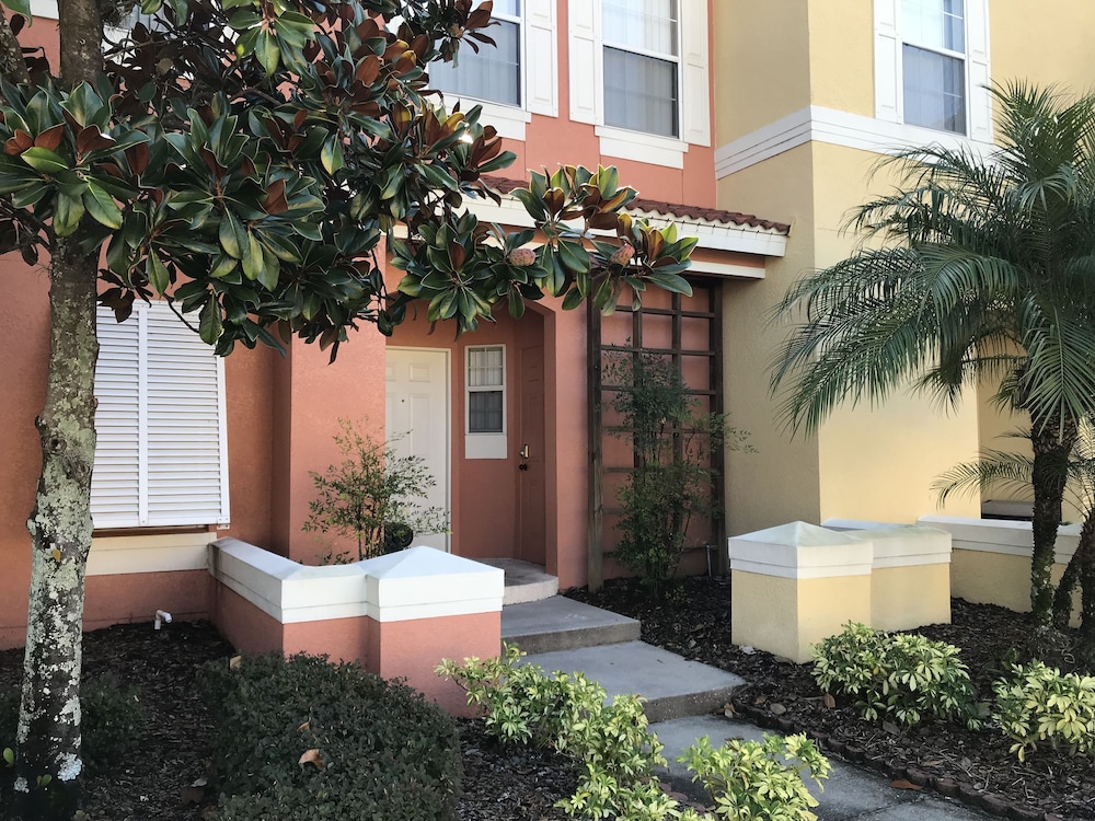 Freedom FL Condos of Kissimmee
