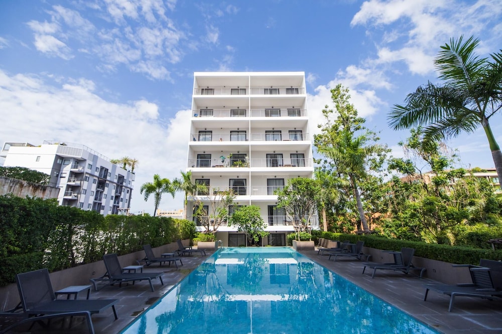 Mountain View 1 Bed Apt T2-723