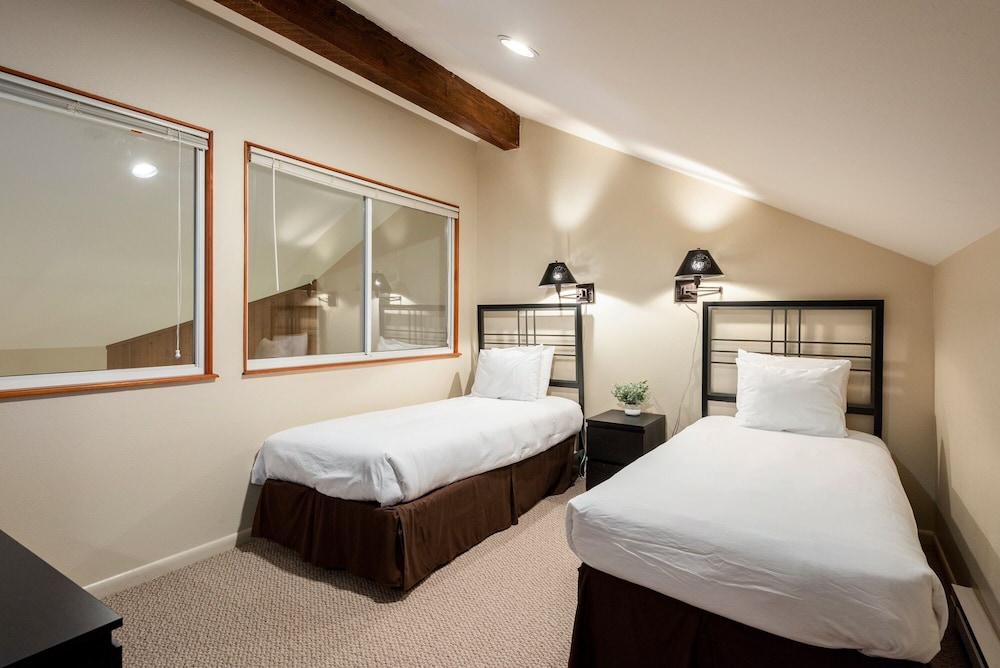 Park City Ski Resort UT - Snow Flower Vacation Homes