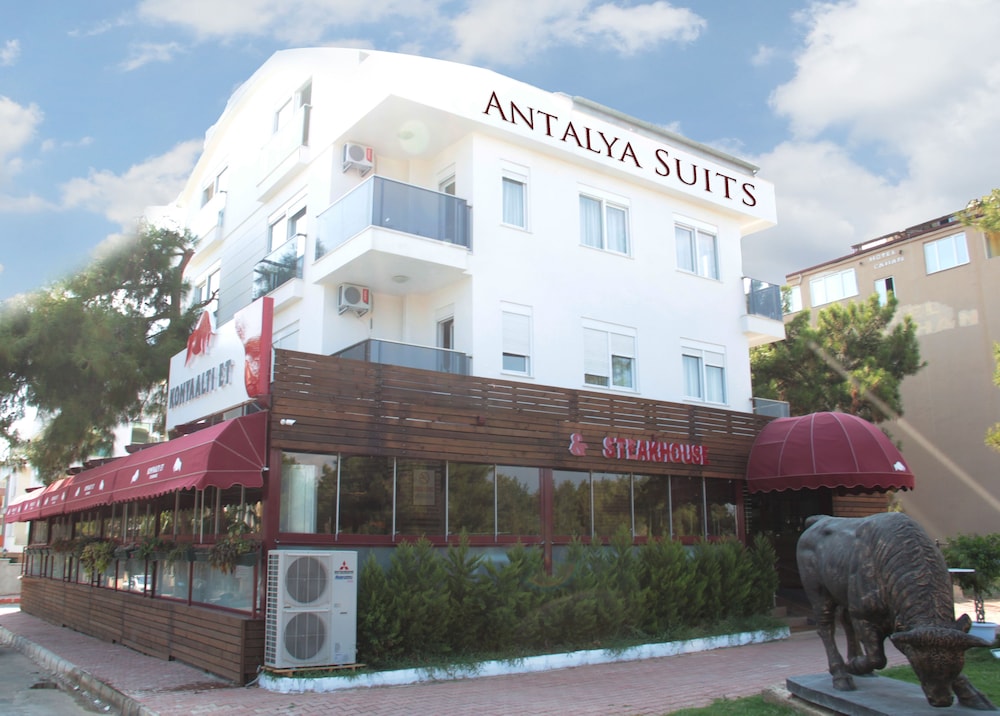 Antalya Suits