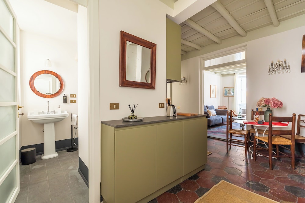Monti Apartments