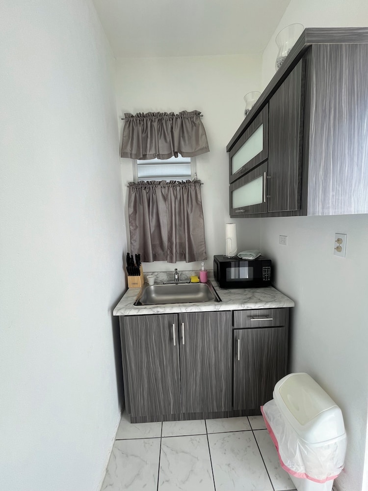 Surfer Steps Apartment