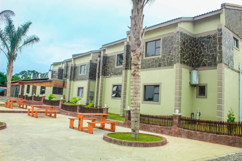 Elawini Lodge In Eswatini view 4