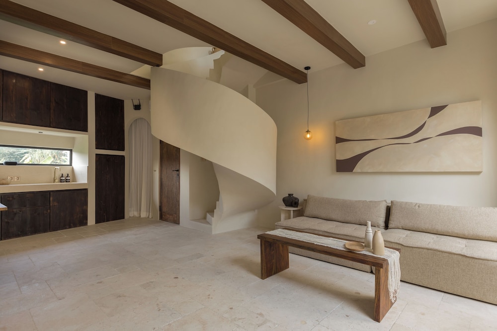 Tropical Romantic Villa Sawa Pererenan