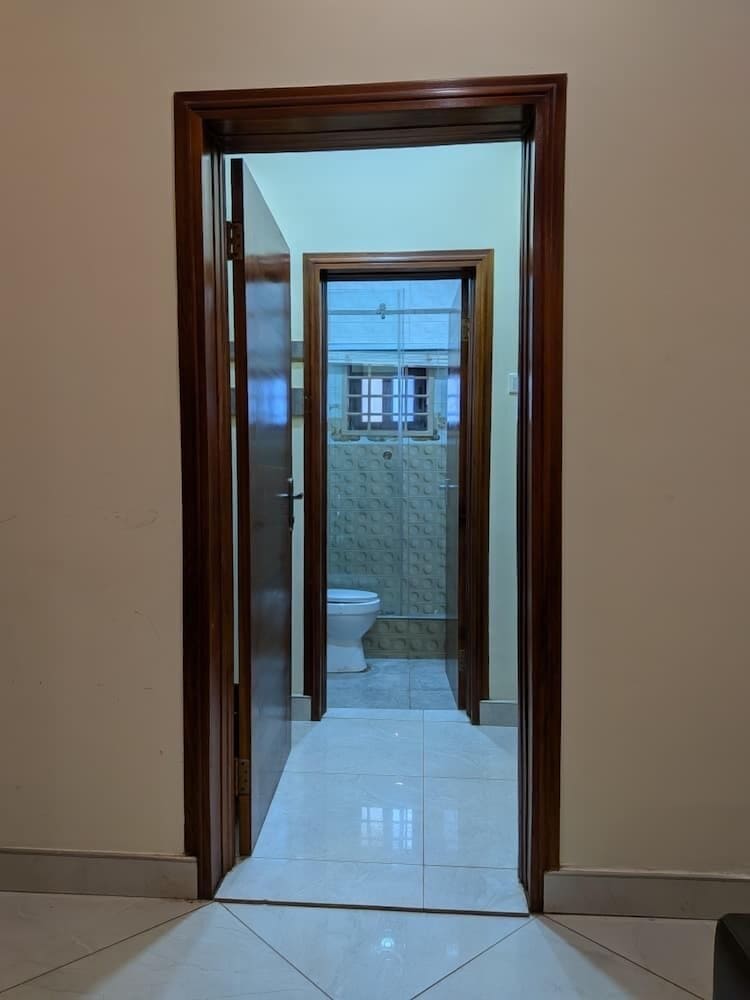 EROCK APARTMENT