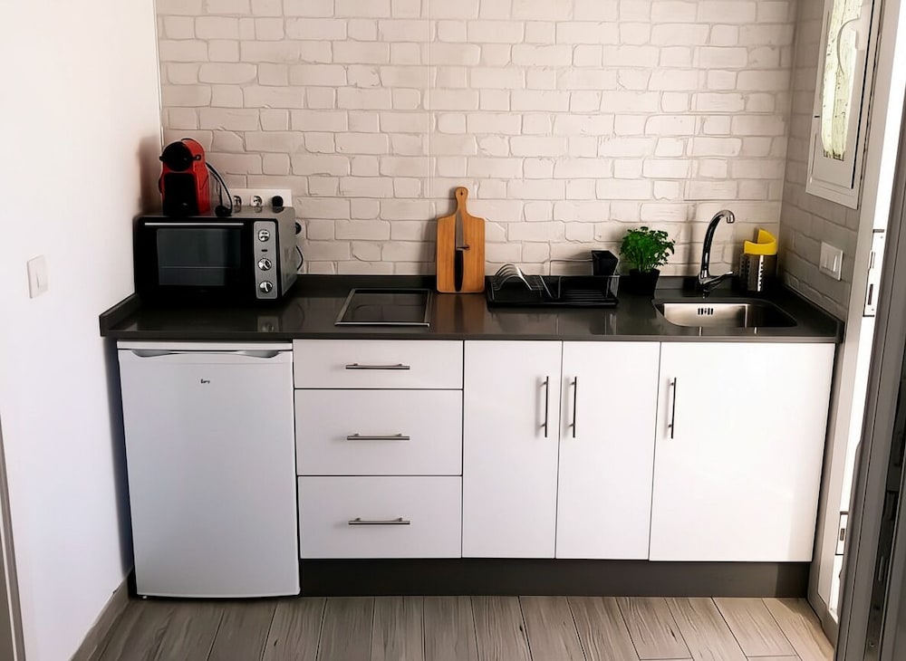Estudio con Terraza y aire acondicionado
