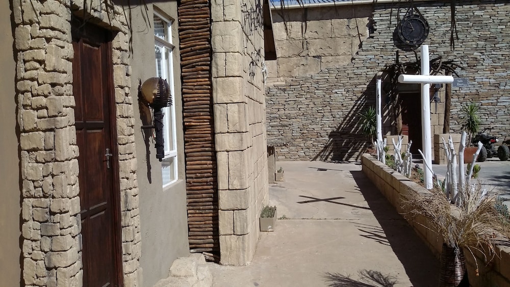 Siloam Village