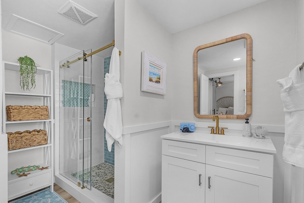 197 Beach Daze: 3br Pool Home, W/ Deeded Beach Access! 3 Bedroom Home