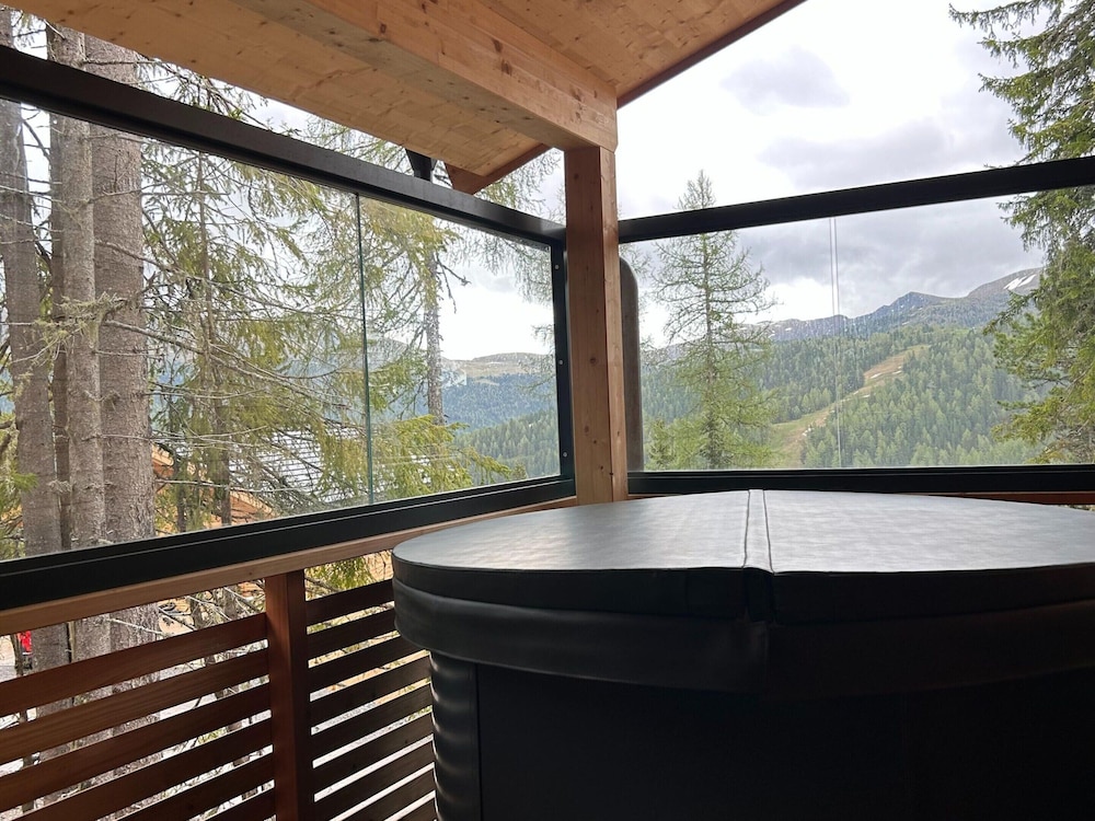 Appealing Chalet With Finnish Sauna
