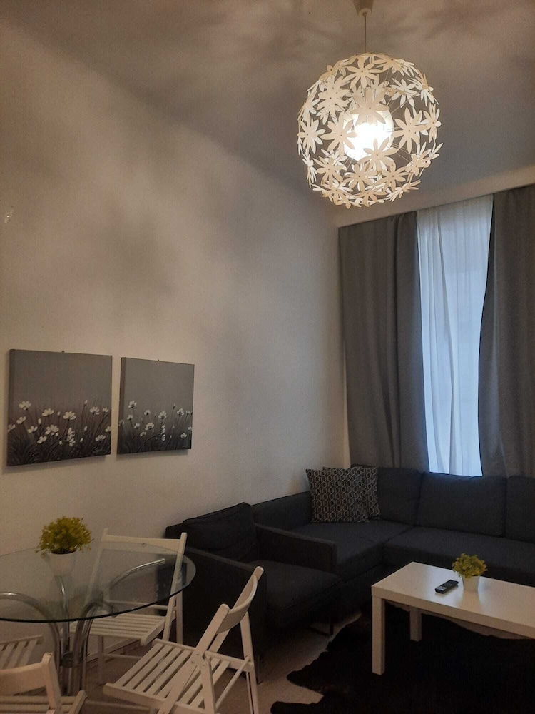 Extended Stay 3 Budget Apartments