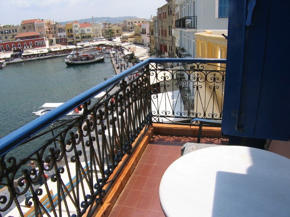 Nostos Hotel 6