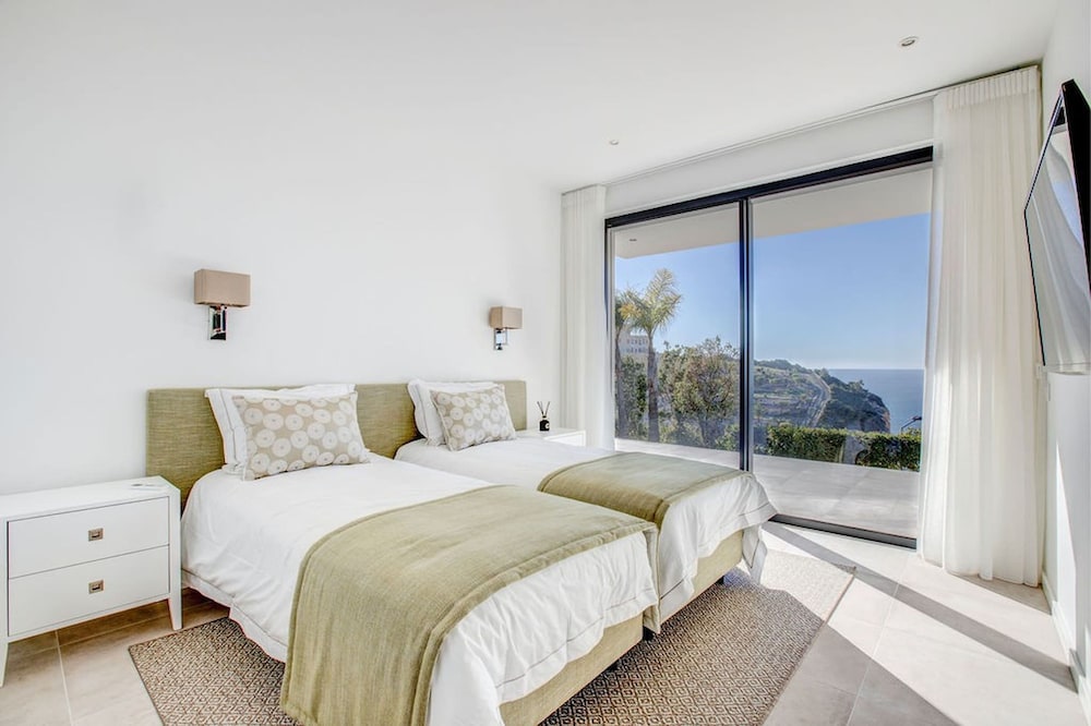 Villa Centeanes Luxury Villa Enviable Position s