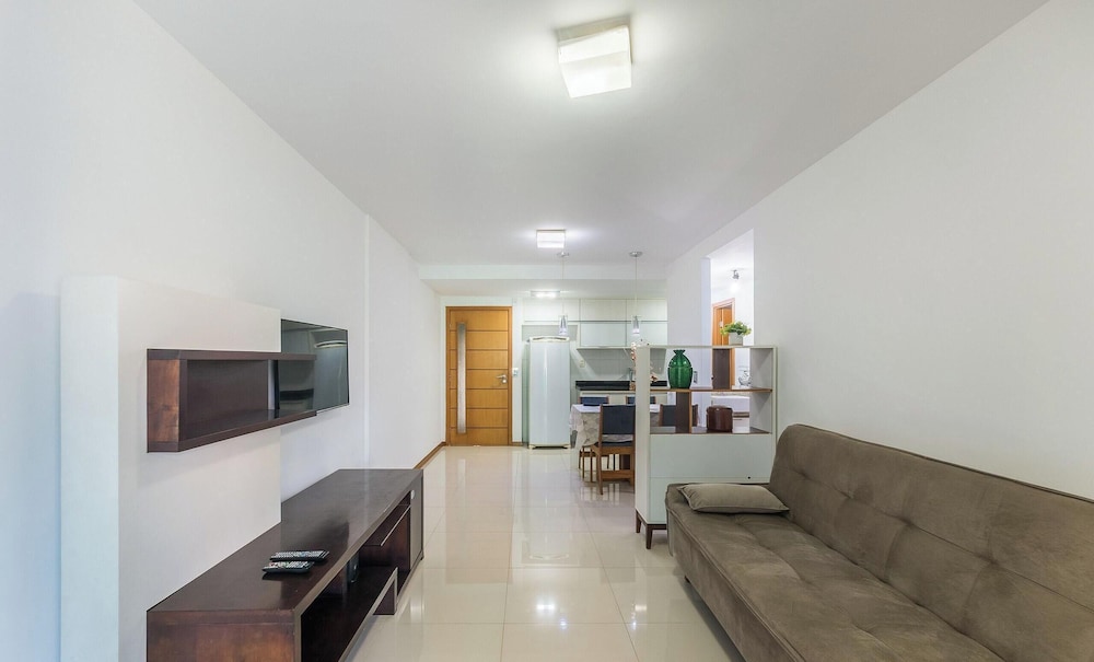 Your Exclusive Stay in a Building With a Pool Just Steps From the sea - WJA