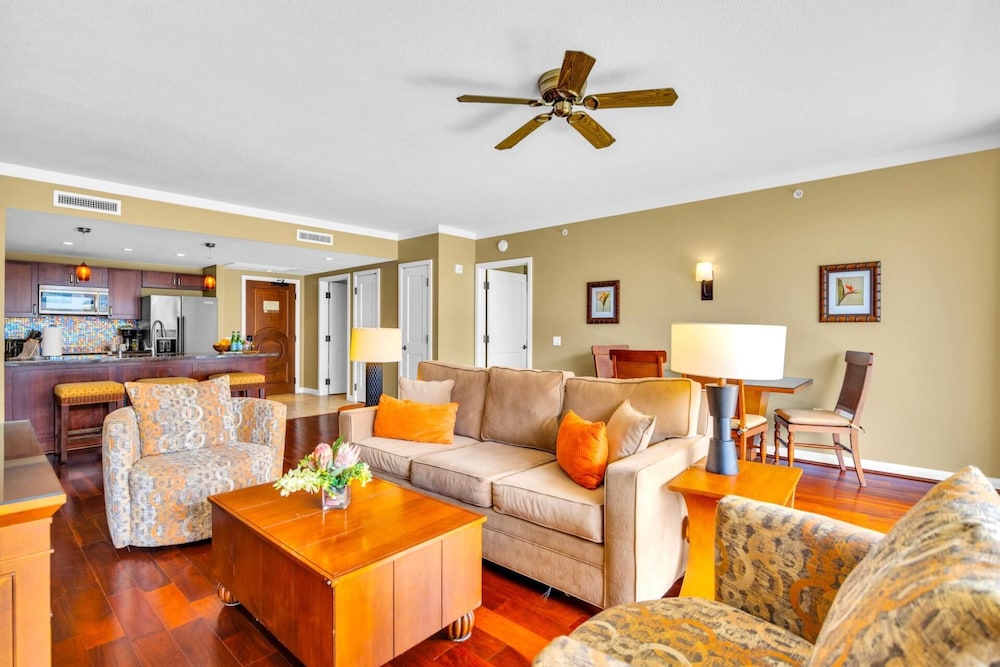 Honua Kai Konea 4 Free Rental Cars KBM Resorts Custom Hardwood Floors 4 Units, 11 Bedrooms Ml-1421