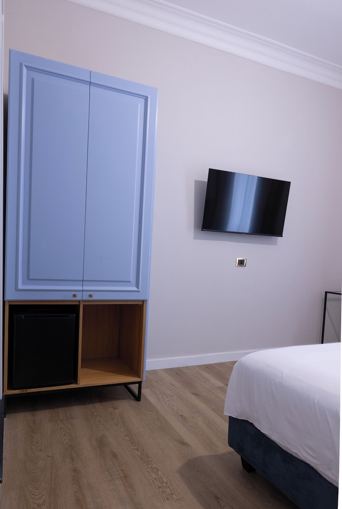 Tiburtina 86 Luxury Suites
