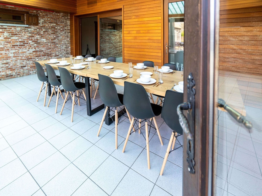 Beautiful Holiday Home in Merksplas With Garden