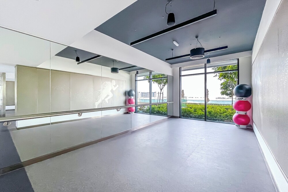 2BR Escape in Beach Vista