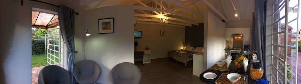 Sunbird Guest House