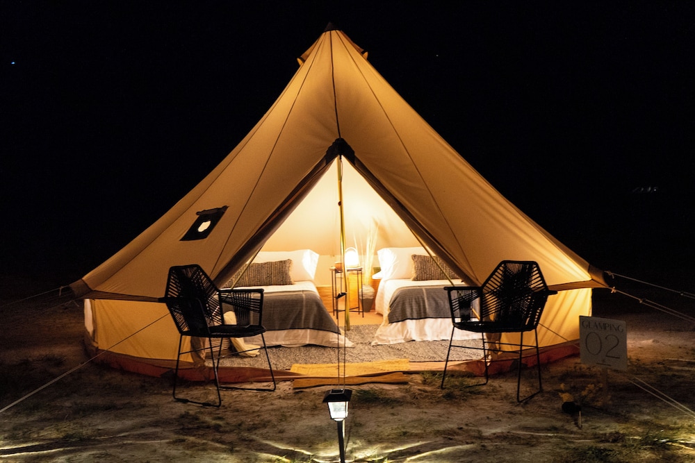 ENDEMICA GLAMP RESORT