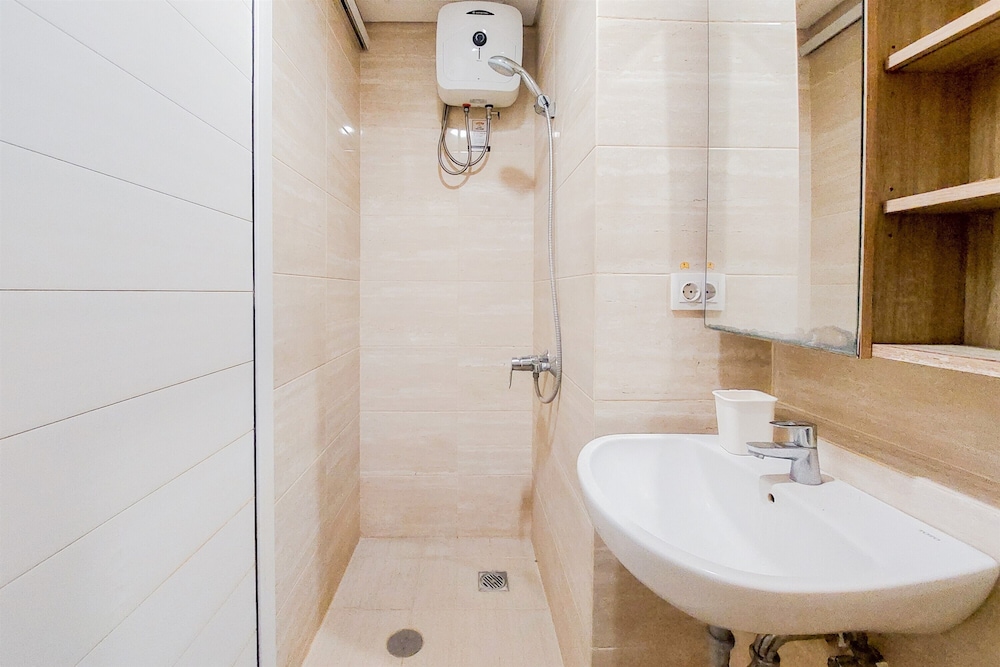 Good Choice and Restful Studio Apartment Springwood Residence Tangerang