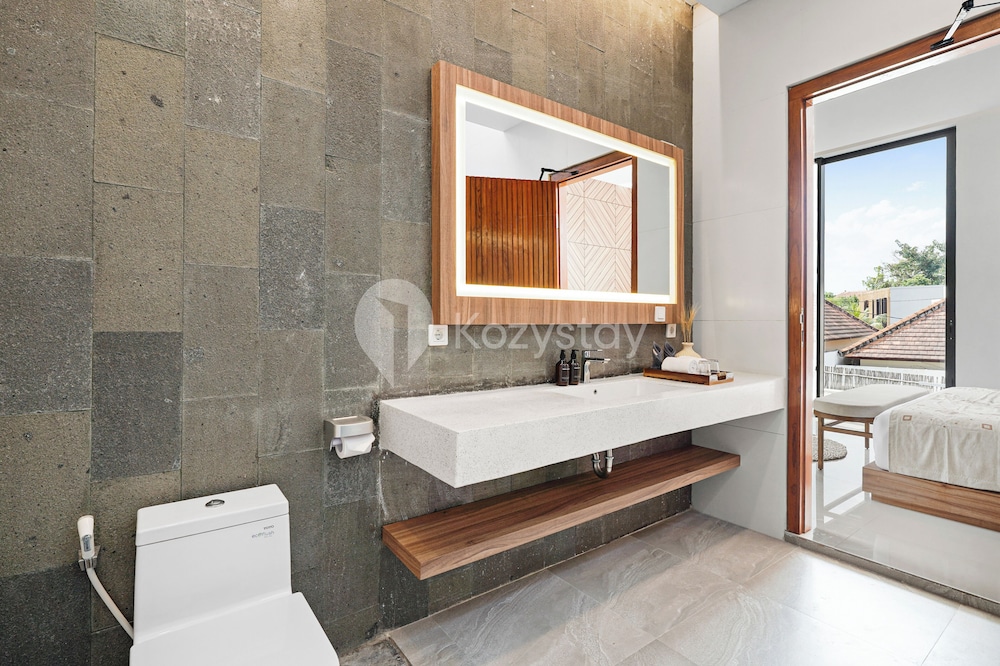 Santari Villa by Kozystay - Canggu