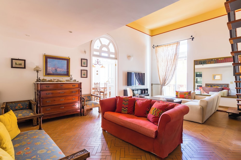 Residenza Capano Charming House by Napoliapartments