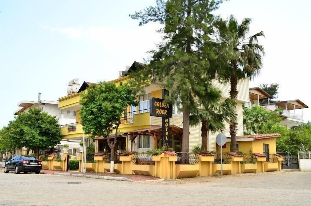 Golden Rock Hotel