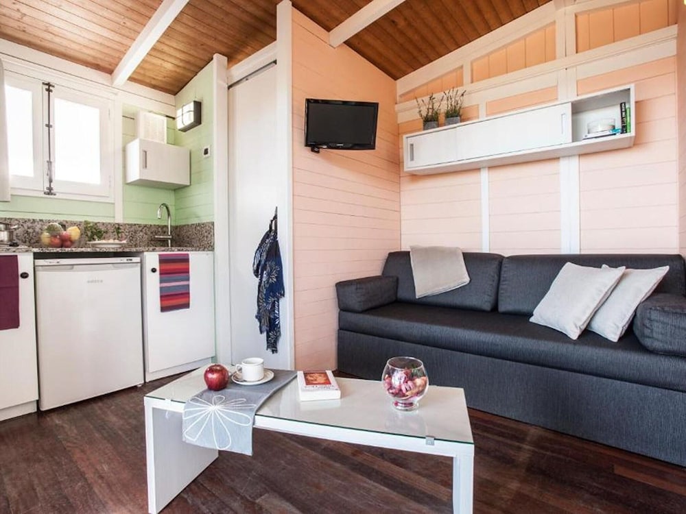 Bungalow in Tarragona by the Beach