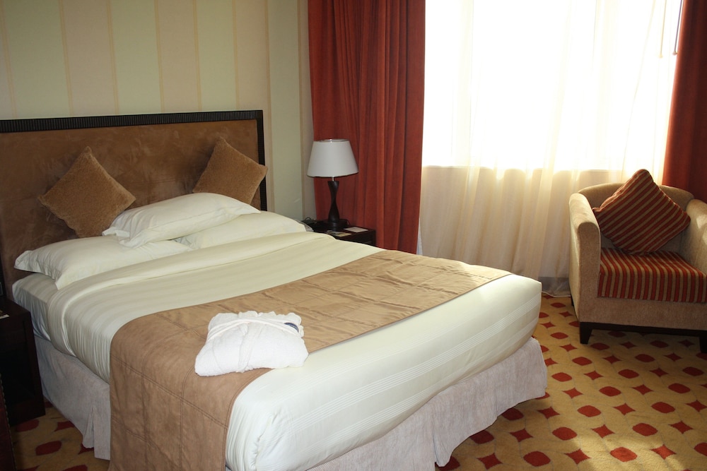 Abu Dhabi Vacations - Grand Continental Hotel - Property Image 37
