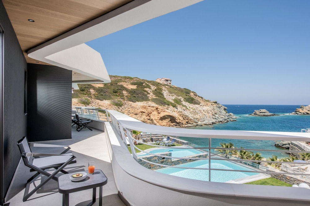 Made By The Sea Villas 17 Bdrm view 4
