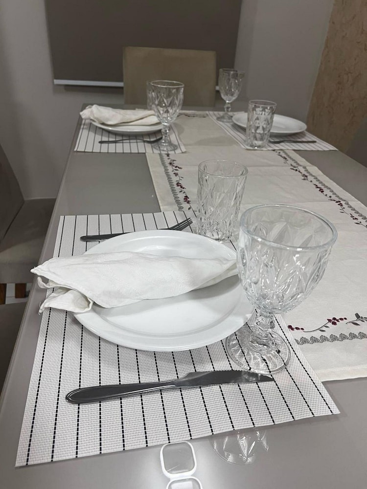 Apartamento Frente ao Shopping Itaguaçu