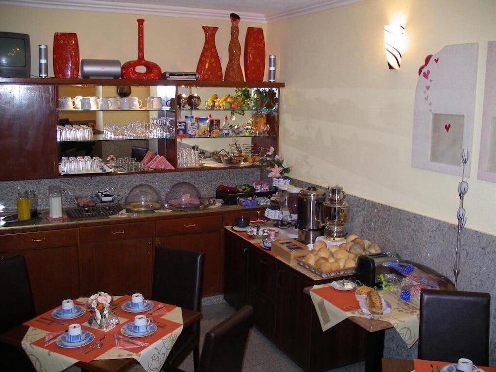 Frankfurt Vacations - Hotel Elbe - Property Image 6