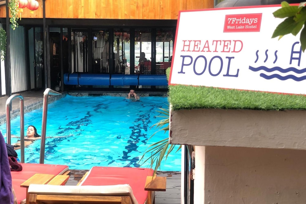 7Fridays Westlake Hostel