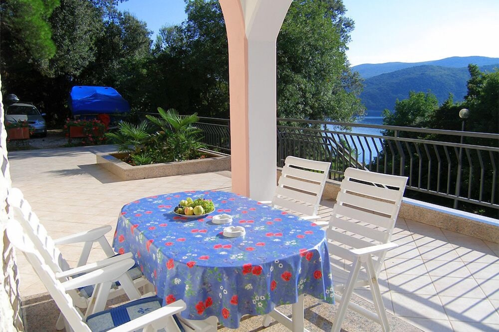 House Adrijana