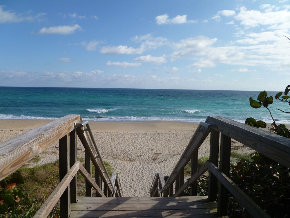 Jupiter Beach House