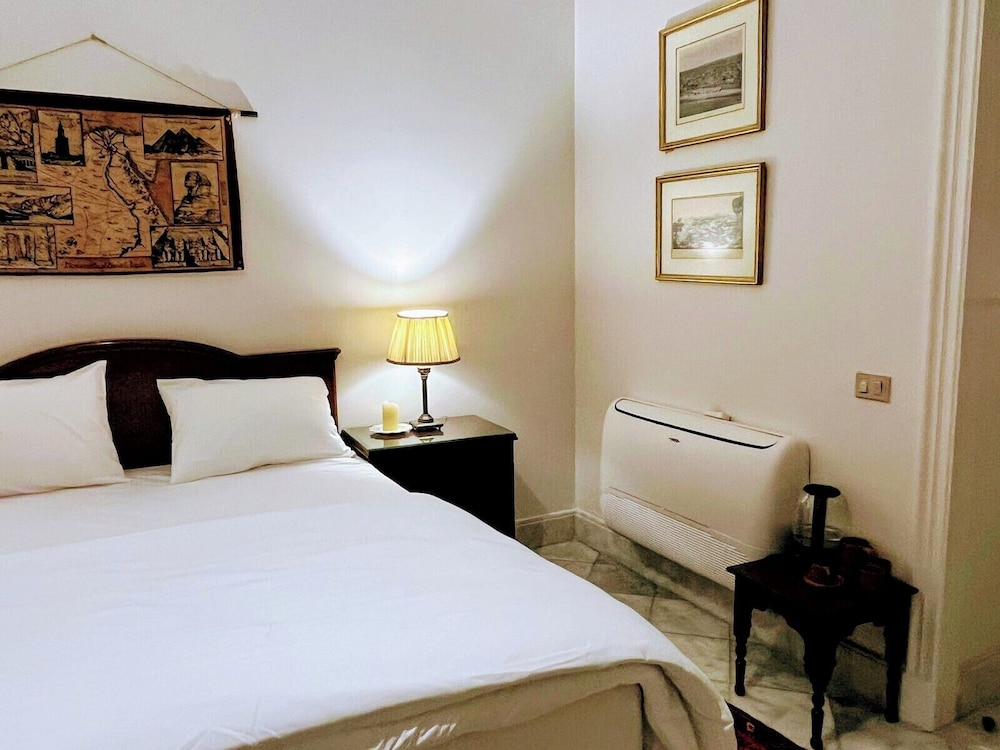 Layla Hostel
