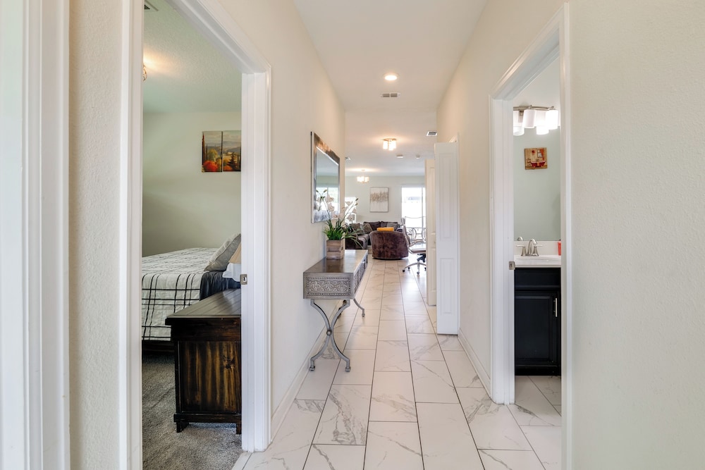 Pet Friendly! Townhome w/ Pool in Championsgate