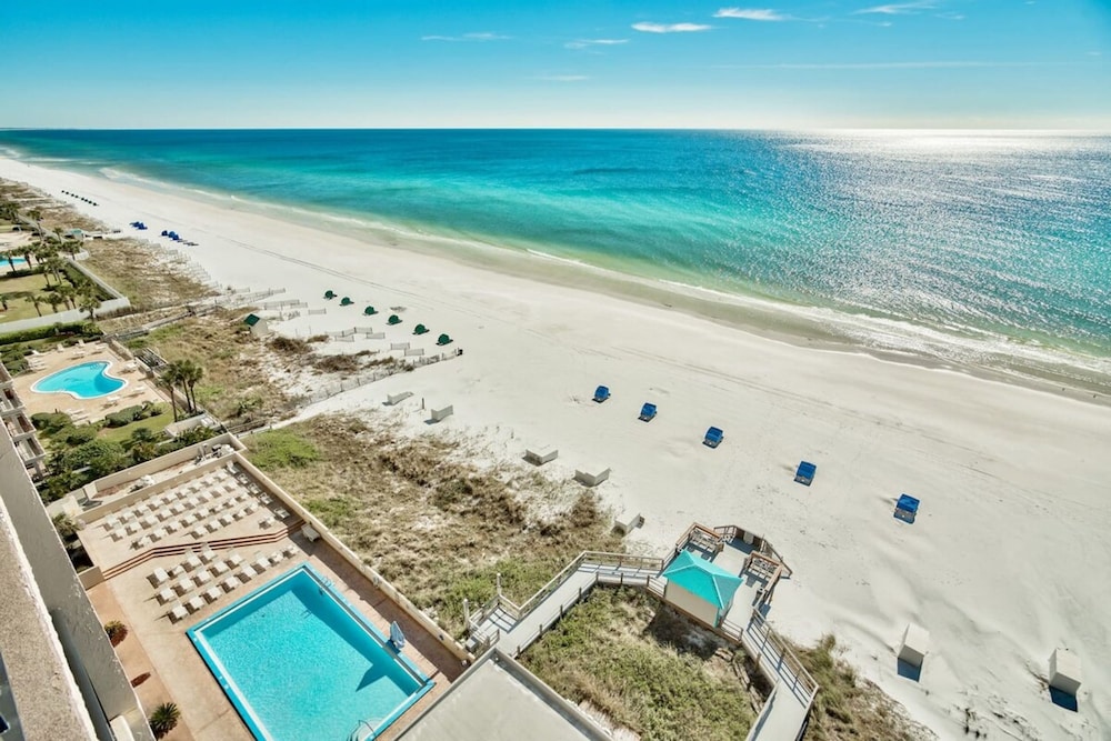 The Oyster by Brightwild Beachfront Condo