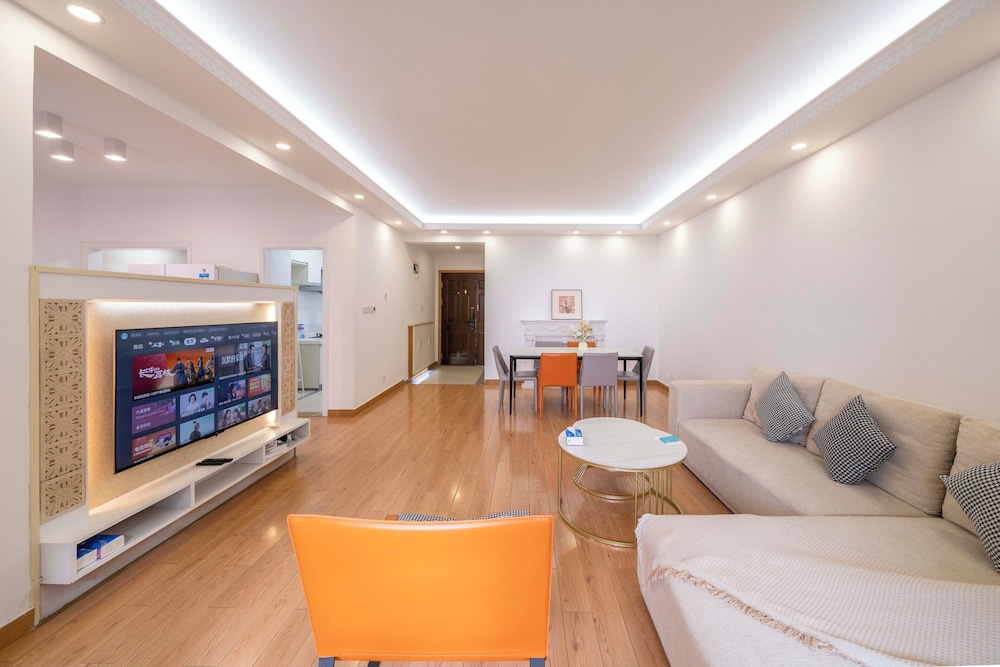 Tyms Gubei Elegant 3BR 2BA APT