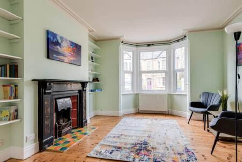 Oxford Vacations - Summertown 4-br Family Home - Bright Spacious - Property Image 27
