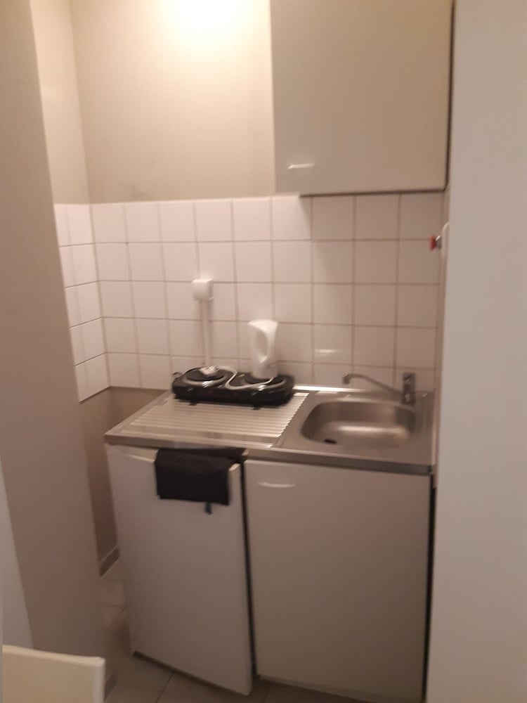 2-Rent Group Hostel Apartments SEN14