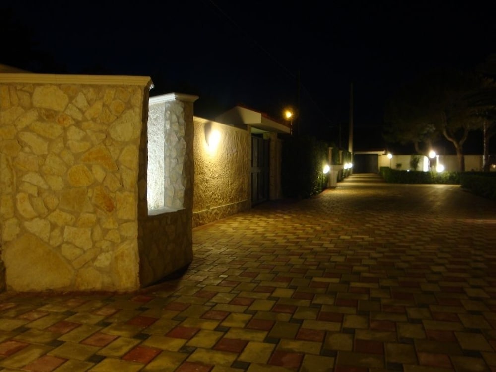 Photo 47