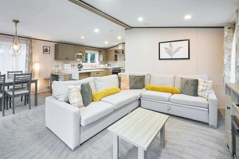 Host Stay Gleneagles Lodge